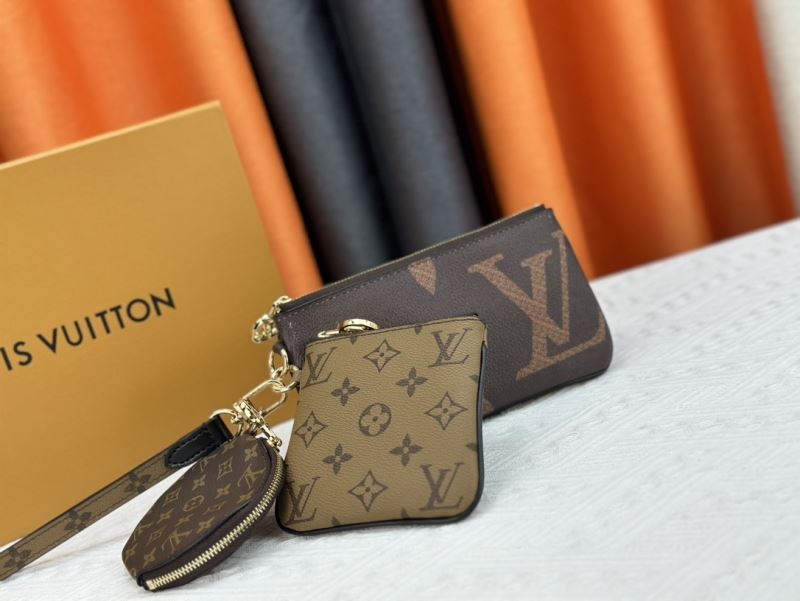 Louis Vuitton Clutch Bags